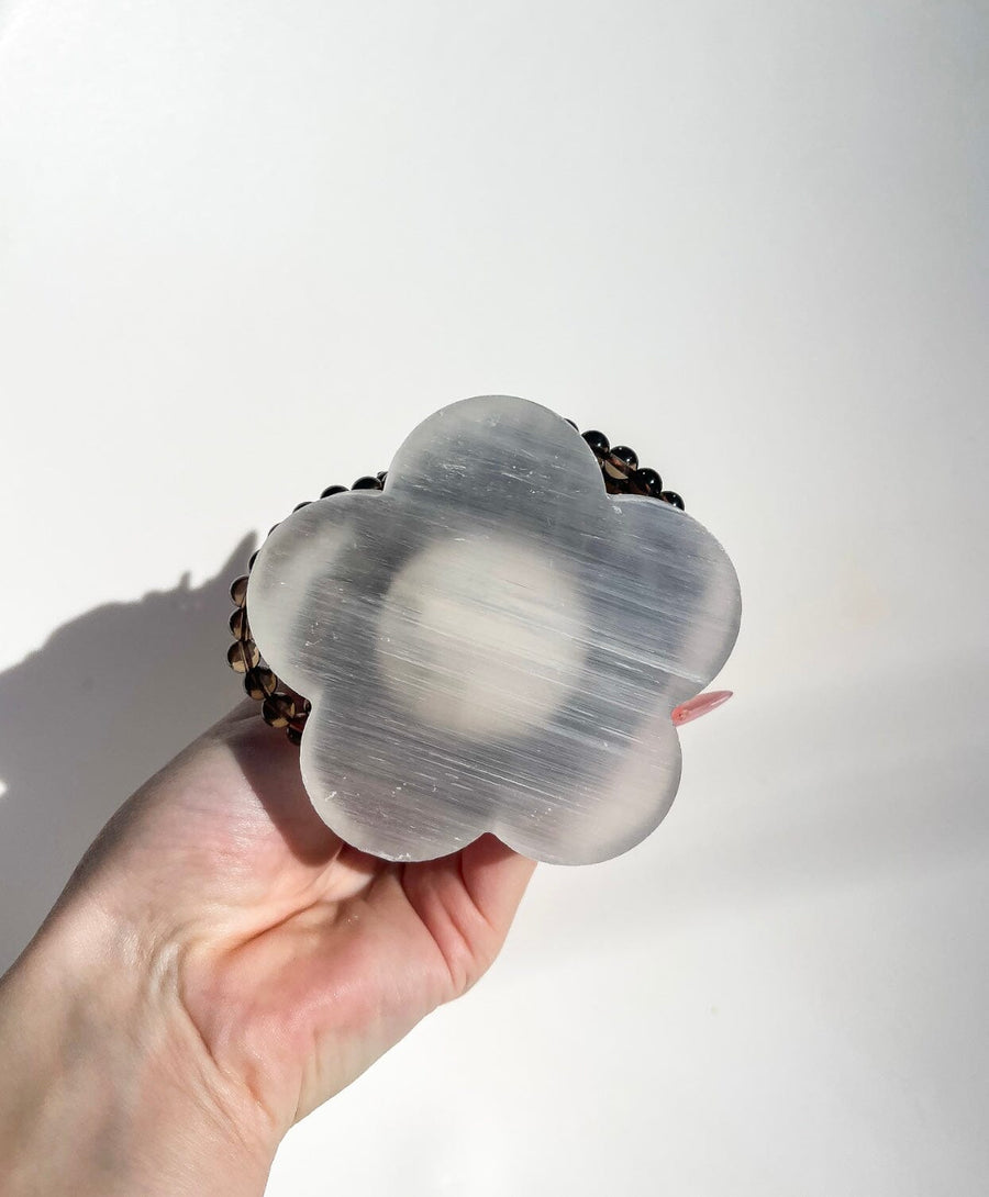 Selenite Daisy Bracelet Holder