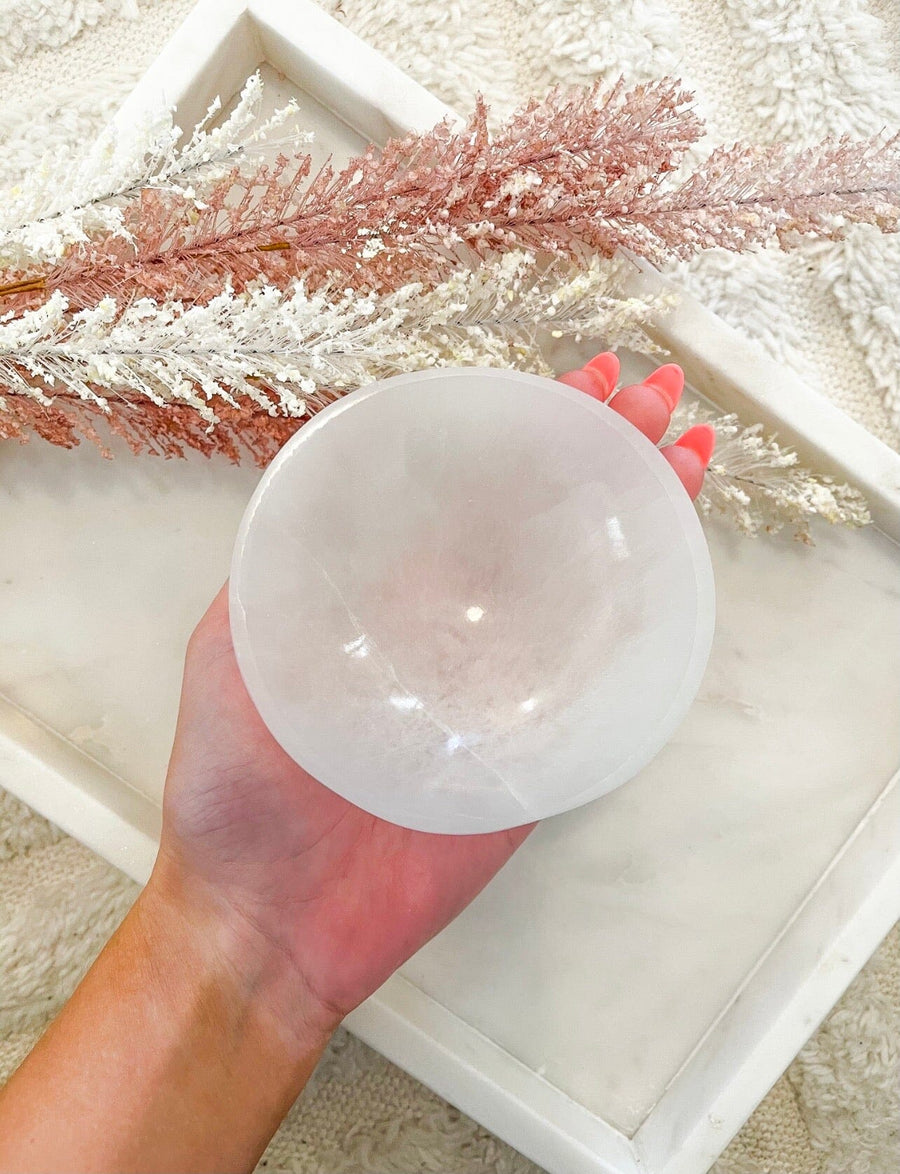 Selenite Bowl - Medium crystals Halo Quartz 